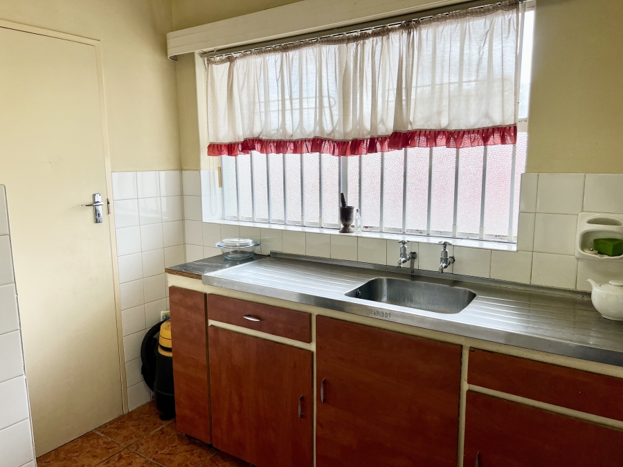 1 Bedroom Property for Sale in Oostersee Western Cape